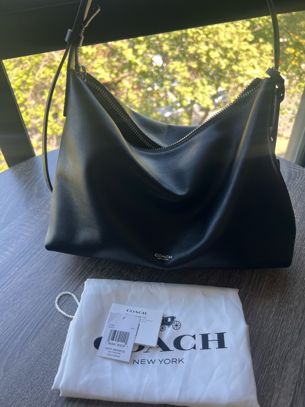 Coach Mott Messenger bag 33 in black